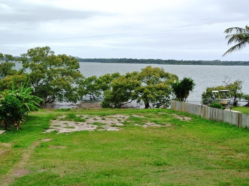 36 Coorong Street, Macleay Island QLD 4184