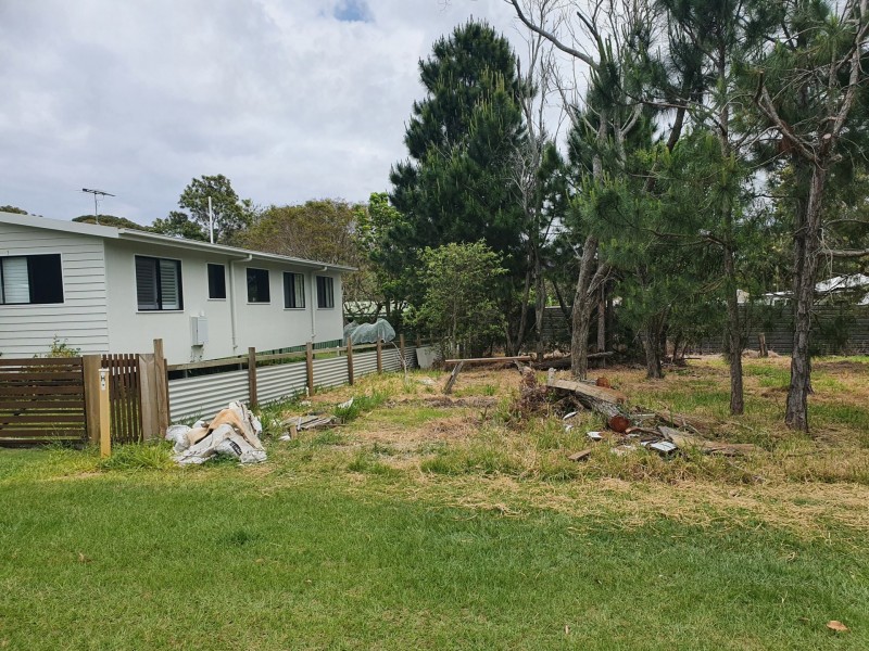 31 Michael Street, Macleay Island QLD 4184