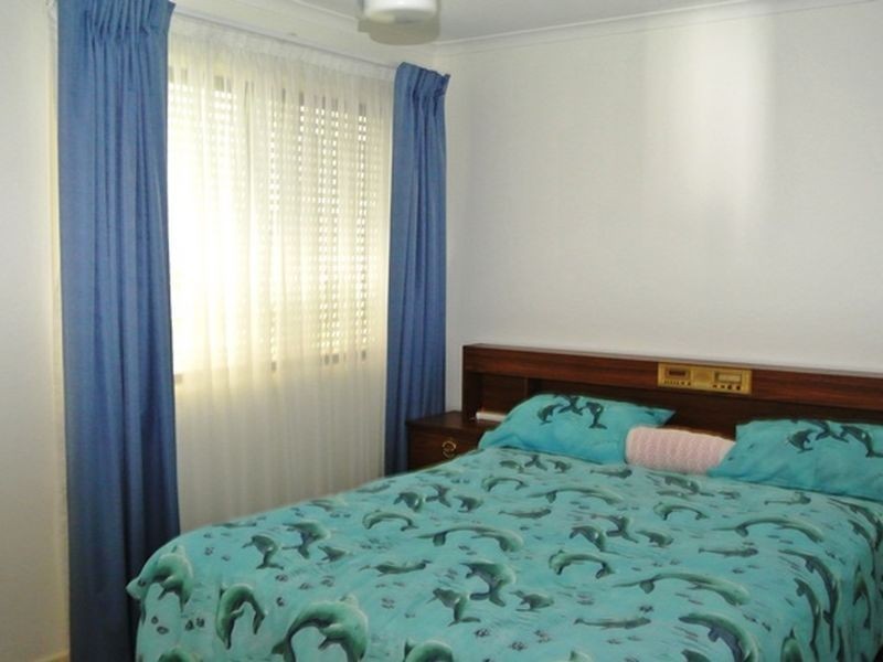 81 Coondooroopa Drive, Macleay Island QLD 4184
