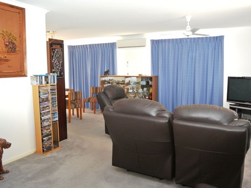 81 Coondooroopa Drive, Macleay Island QLD 4184