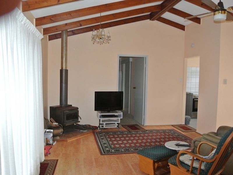 43 Orion Street, Macleay Island QLD 4184