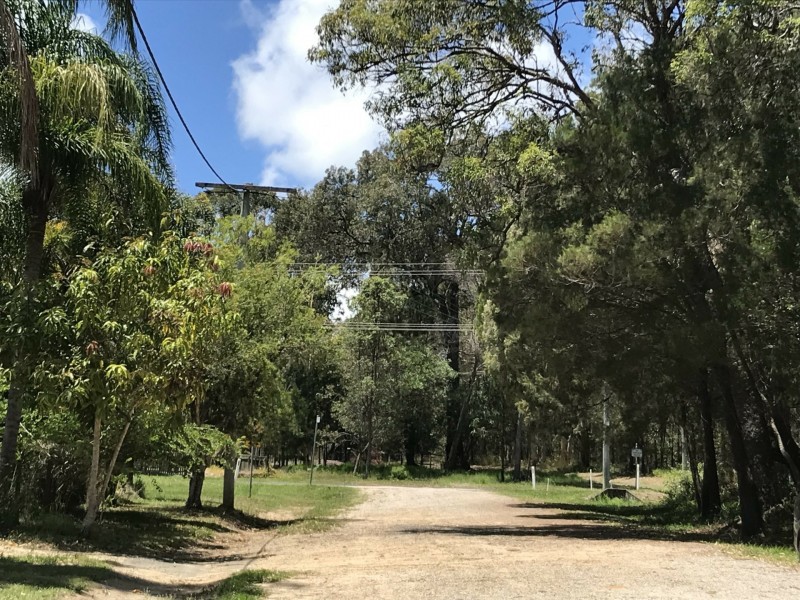 6 Garnet Street, Macleay Island QLD 4184