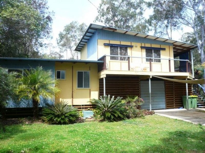 4 Thomas Street, Macleay Island QLD 4184