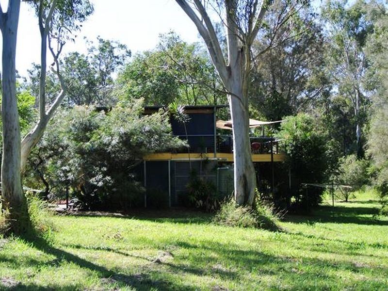 4 Thomas Street, Macleay Island QLD 4184