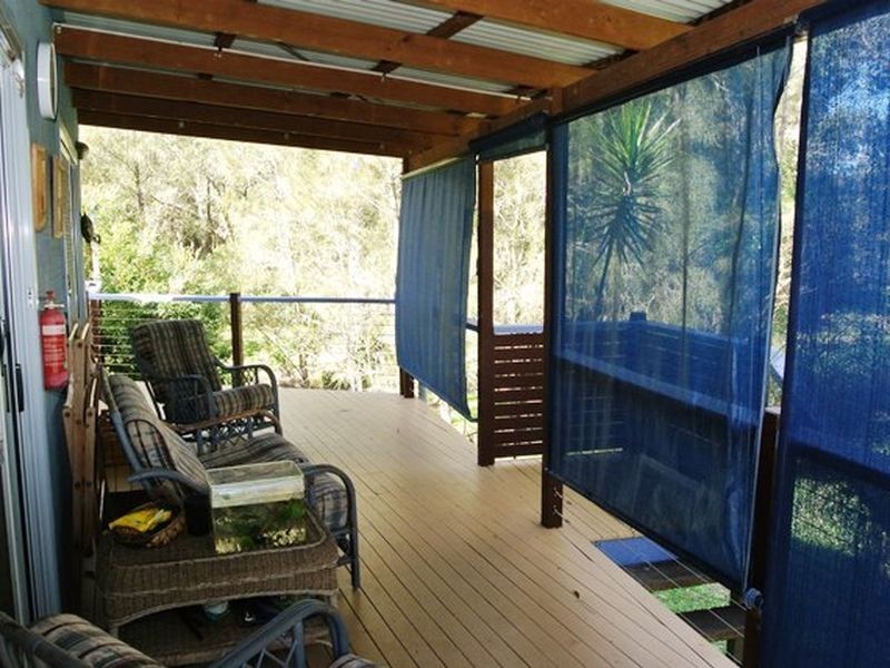 4 Thomas Street, Macleay Island QLD 4184