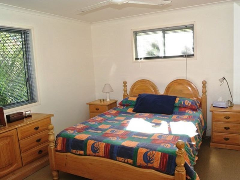 4 Thomas Street, Macleay Island QLD 4184