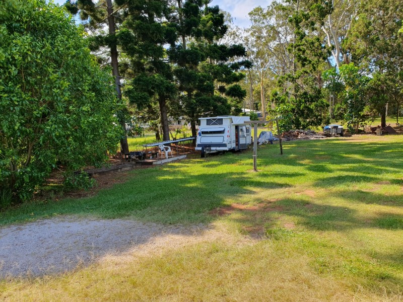 25 Betty Street, Macleay Island QLD 4184