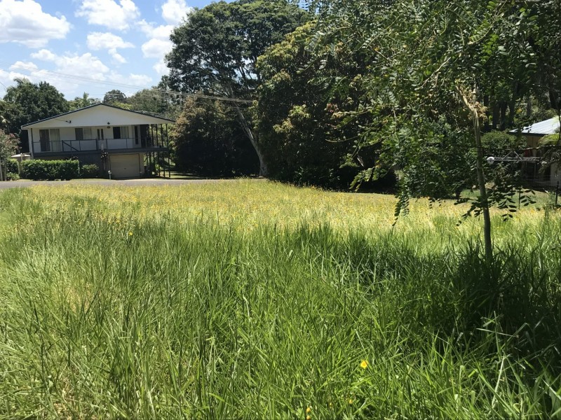 28 Curlew Street, Macleay Island QLD 4184