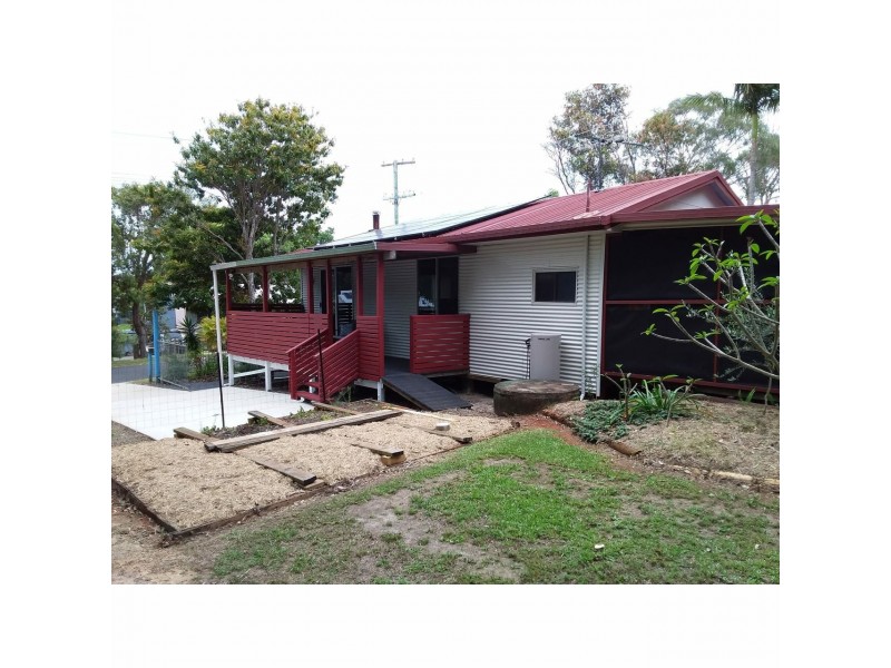 17 Hastings Terrace, Macleay Island QLD 4184