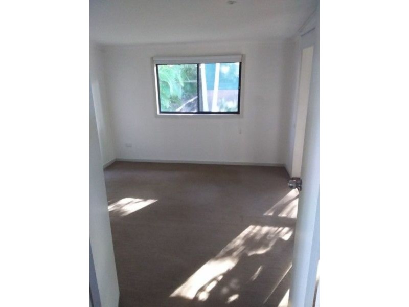 17 Hastings Terrace, Macleay Island QLD 4184