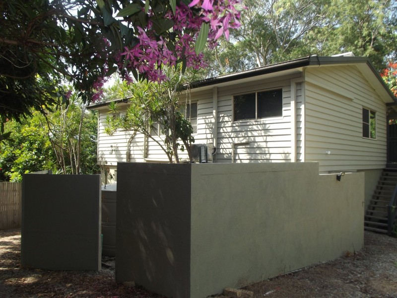 21 Alkira Street, Macleay Island QLD 4184