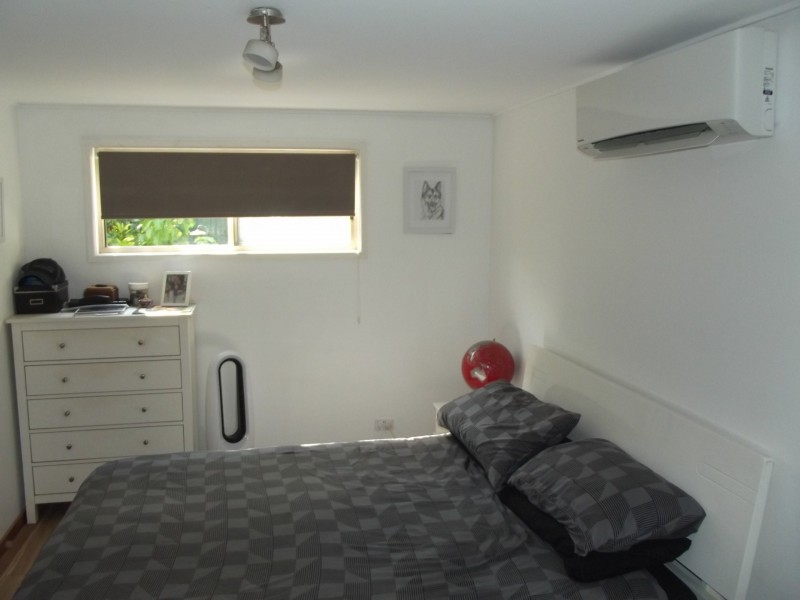 21 Alkira Street, Macleay Island QLD 4184