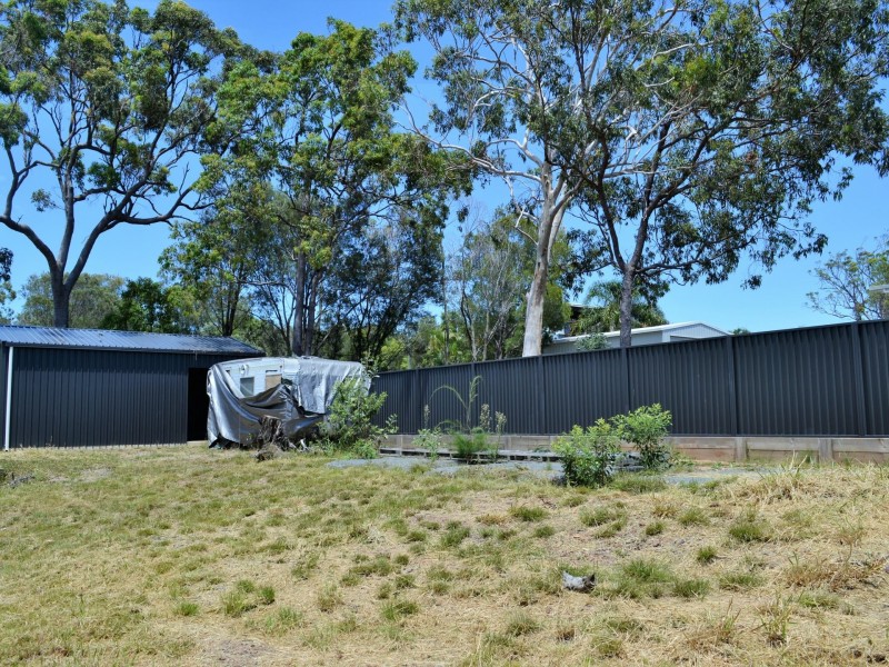 28 Oomool Street, Macleay Island QLD 4184