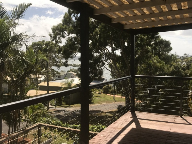30 Oomool Street, Macleay Island QLD 4184