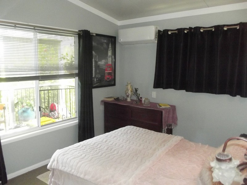 60 Eastbourne Terrace, Macleay Island QLD 4184
