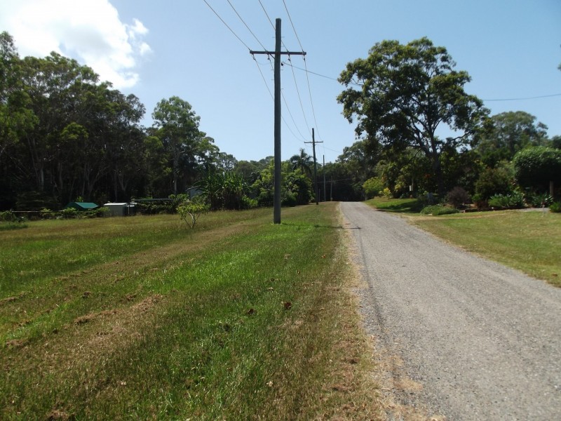 15 Frenchem Terrace, Macleay Island QLD 4184