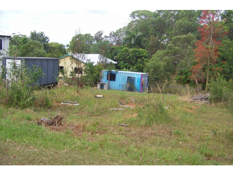 37 HALCYON ST, Lamb Island QLD 4184