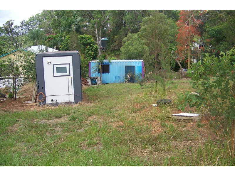 37 HALCYON ST, Lamb Island QLD 4184