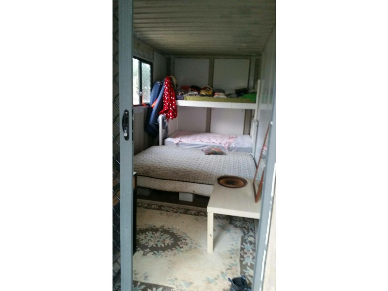 37 HALCYON ST, Lamb Island QLD 4184