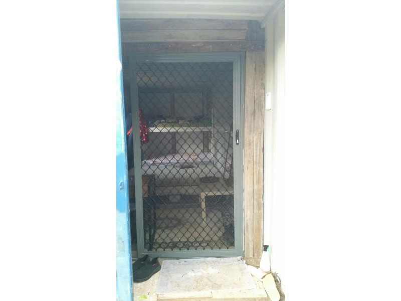 37 HALCYON ST, Lamb Island QLD 4184