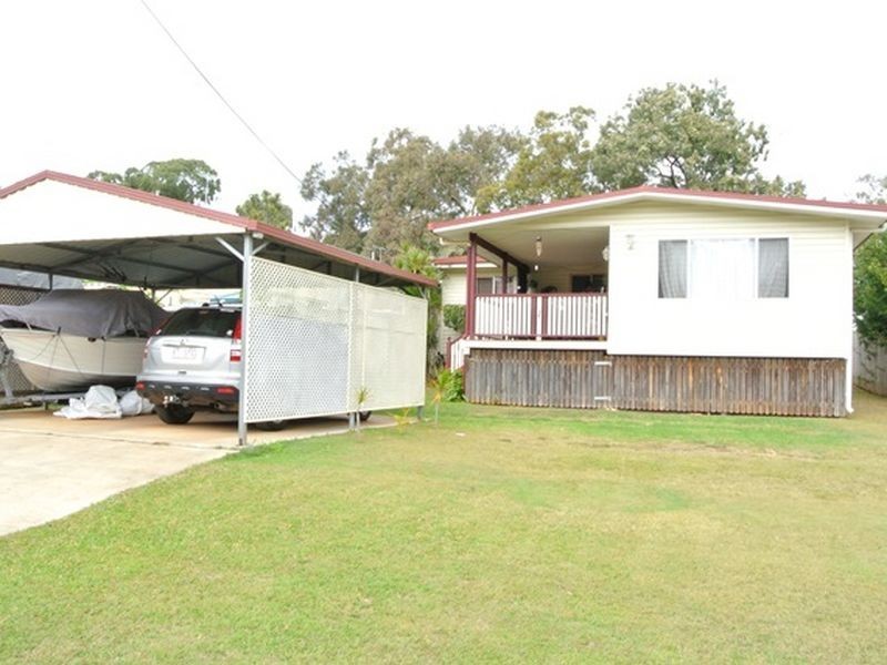 100 Western Road, Macleay Island QLD 4184