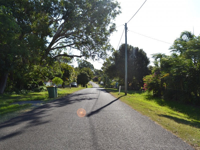 70 Scotts Road, Macleay Island QLD 4184