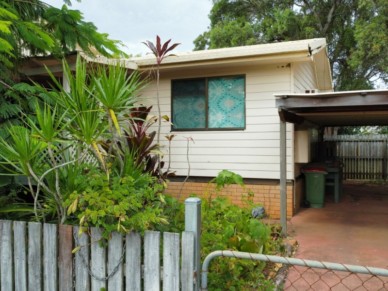 28 CREST HAVEN, Lamb Island QLD 4184