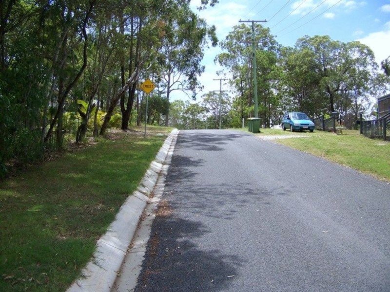 15 PAULA pde, Lamb Island QLD 4184