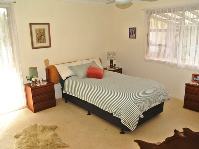 11 Alkira Street, Macleay Island QLD 4184