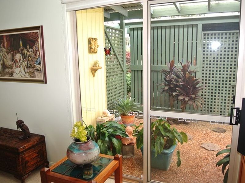 11 Alkira Street, Macleay Island QLD 4184