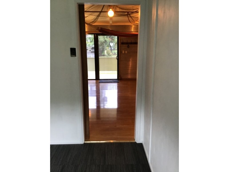 8 Morwong Street, Macleay Island QLD 4184