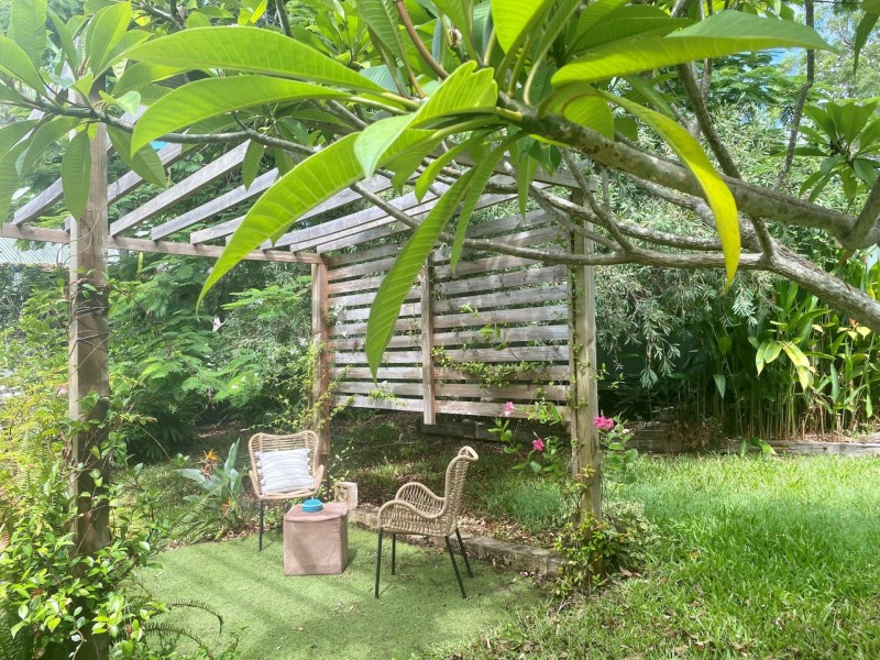 30 BLUE BAY CRESCENT, Macleay Island QLD 4184