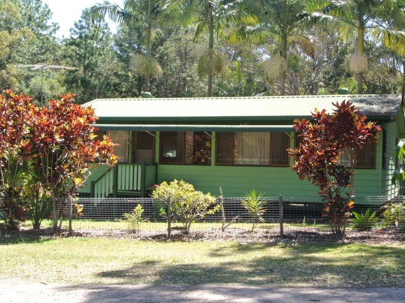 16 Derwent Street, Macleay Island QLD 4184