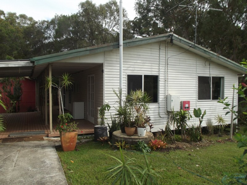 2 Alistair Court, Macleay Island QLD 4184