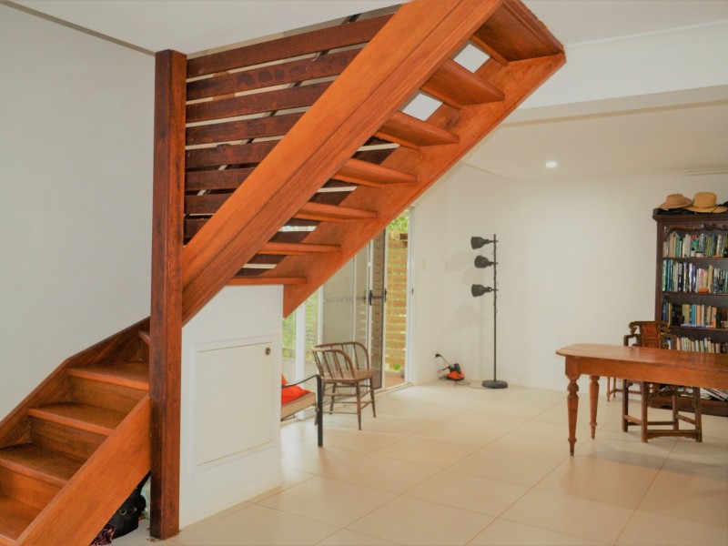 112 Treasure Island Avenue, Karragarra Island QLD 4184