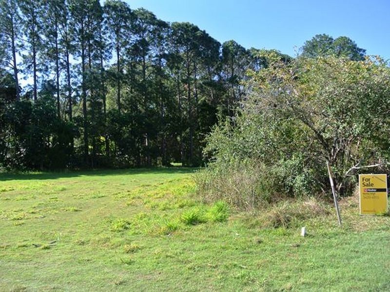 19 Jan Street, Macleay Island QLD 4184