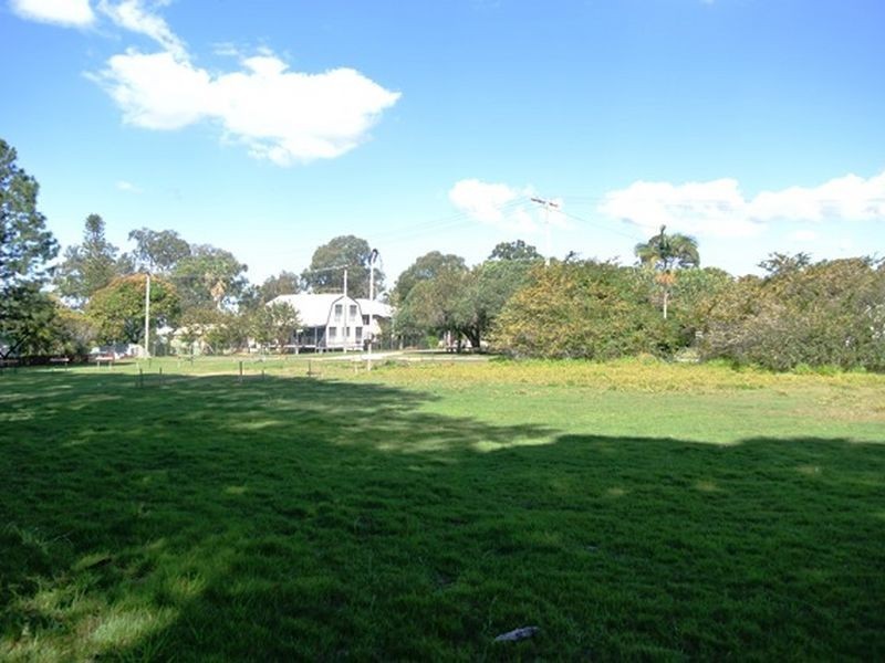 19 Jan Street, Macleay Island QLD 4184