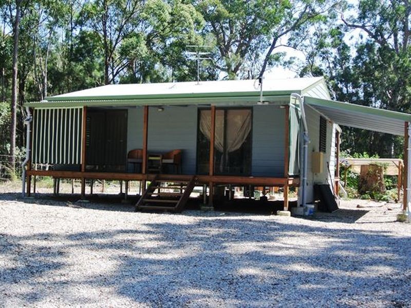 1 Noondoo Street, Macleay Island QLD 4184