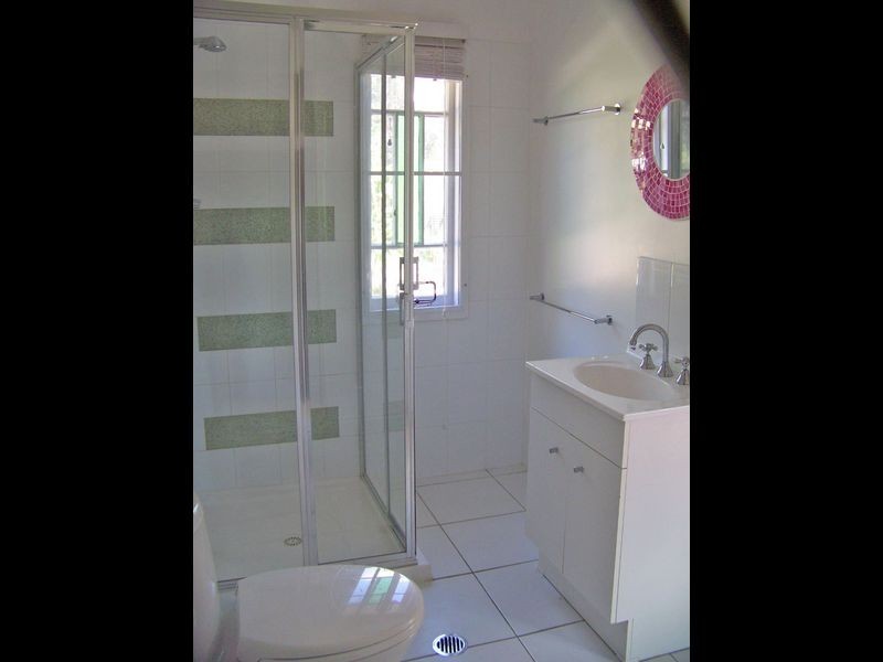 9 Jane Street, Macleay Island QLD 4184