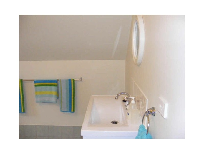 59 Noyes Pde, Karragarra Island QLD 4184