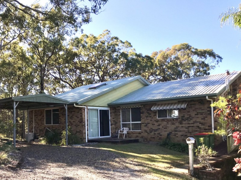 77 Beelong Street, Macleay Island QLD 4184