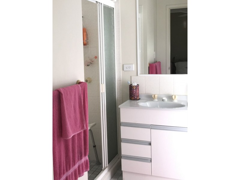 77 Beelong Street, Macleay Island QLD 4184