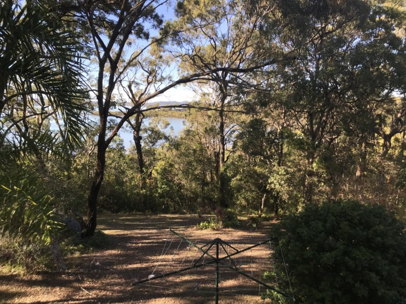 77 Beelong Street, Macleay Island QLD 4184