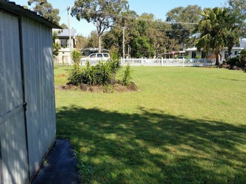 37 Tingara Street, Macleay Island QLD 4184