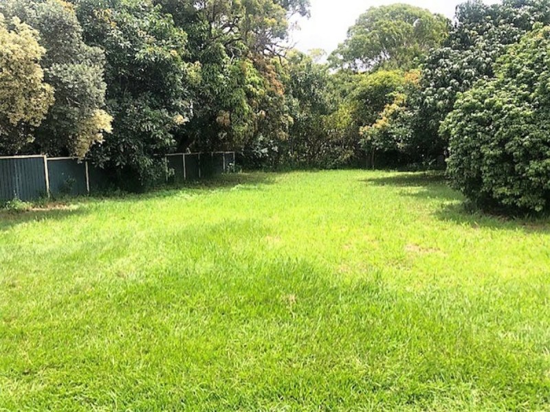 9 Alexander Street, Macleay Island QLD 4184