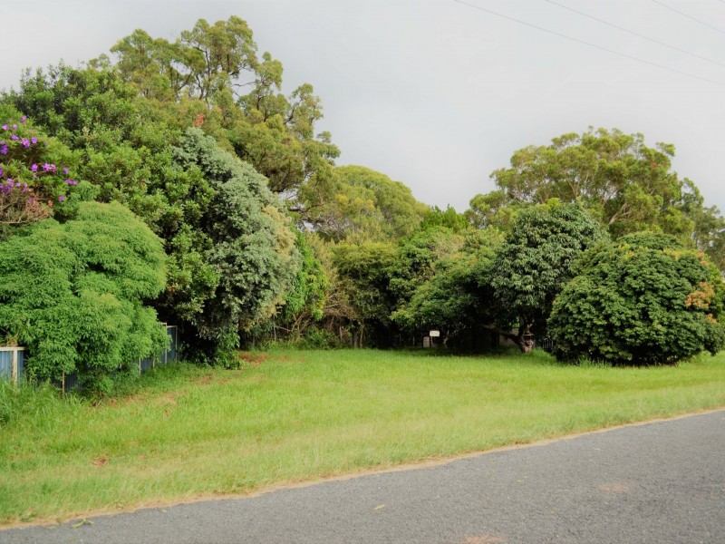 9 Alexander Street, Macleay Island QLD 4184