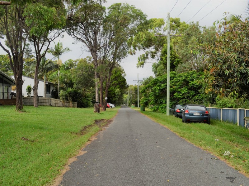 9 Alexander Street, Macleay Island QLD 4184