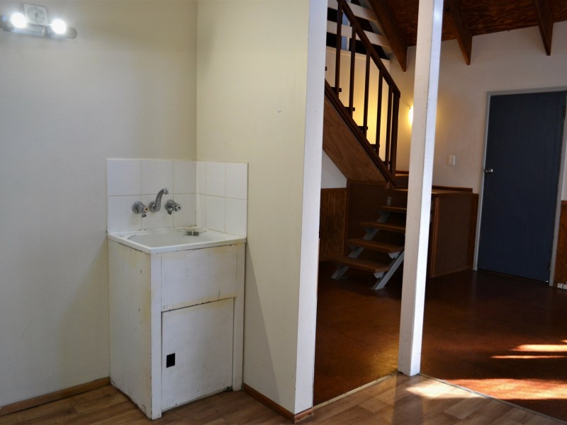 10 Coast Road, Macleay Island QLD 4184