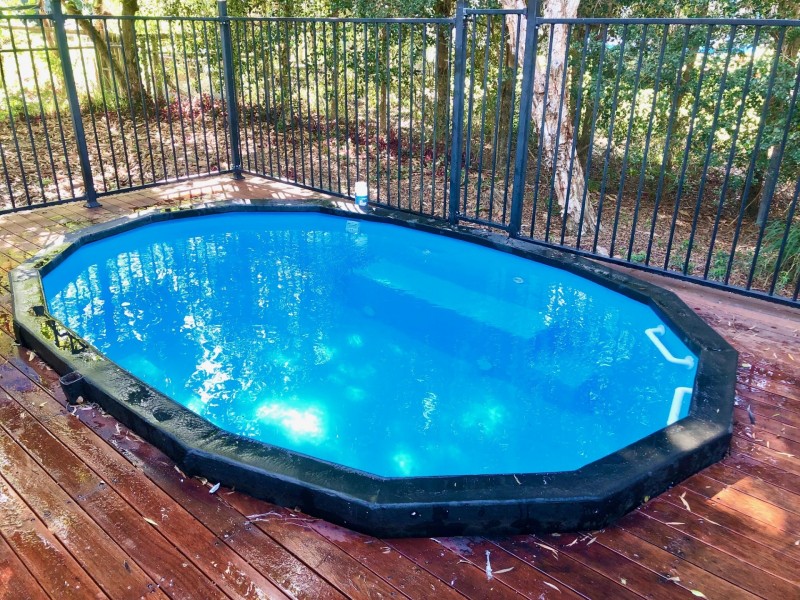 10 Coast Road, Macleay Island QLD 4184