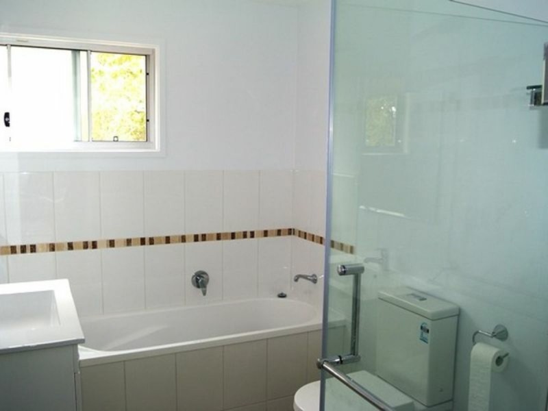 23 Alexander Street, Macleay Island QLD 4184